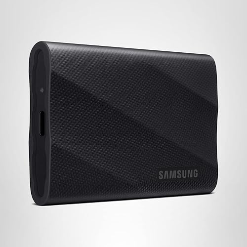 The price of Samsung’s amazing T7 portable SSD hasn’t been this low in years.